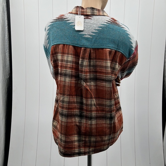 🆕Aztec Shacket Shirt Jacket Plaid Button Down Pockets Sm/Med & Lg/XL Available - Picture 10 of 13